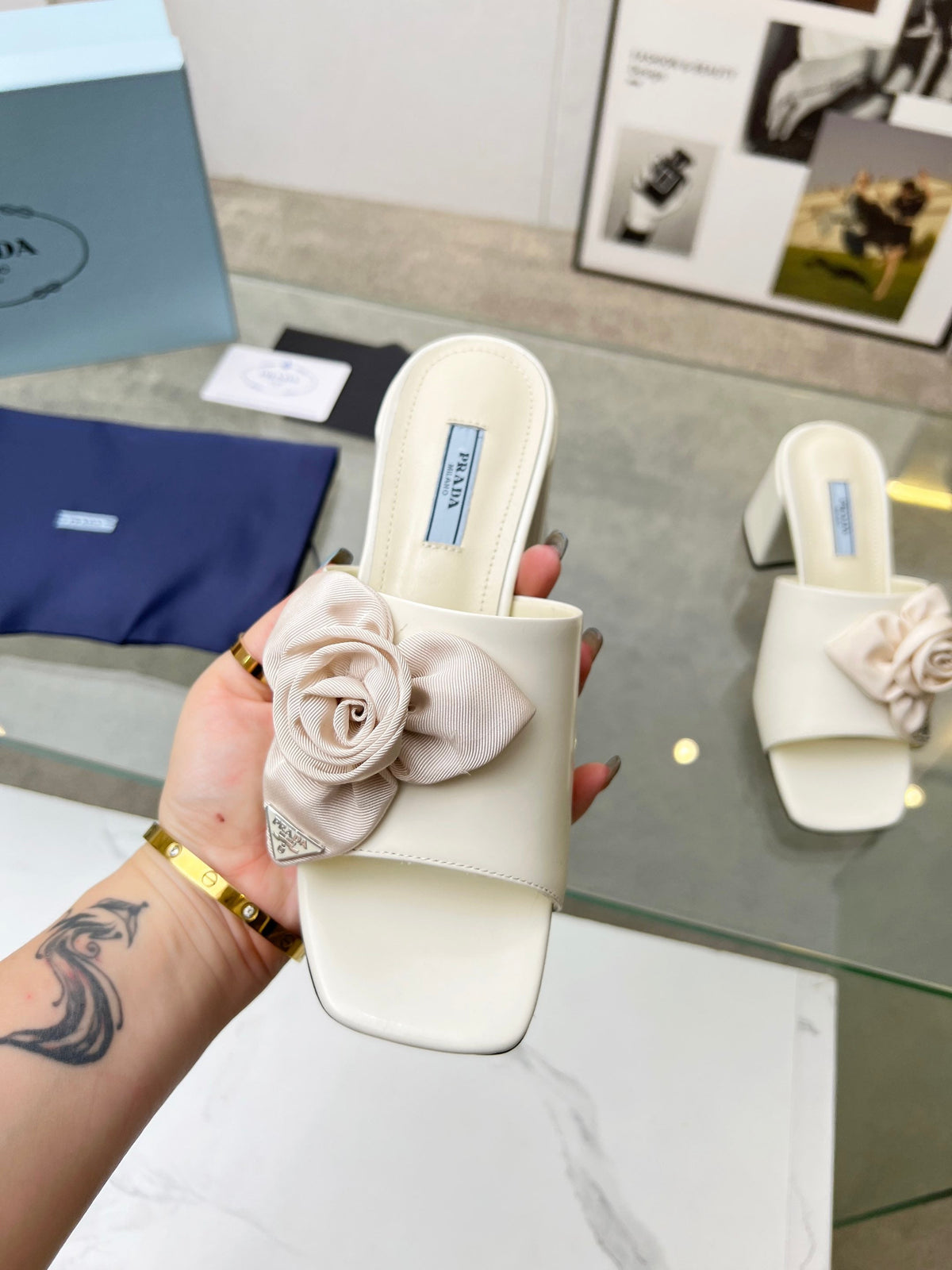 PRA FLOWER BLOCK HEELS 75 IVORY CALFSKIN