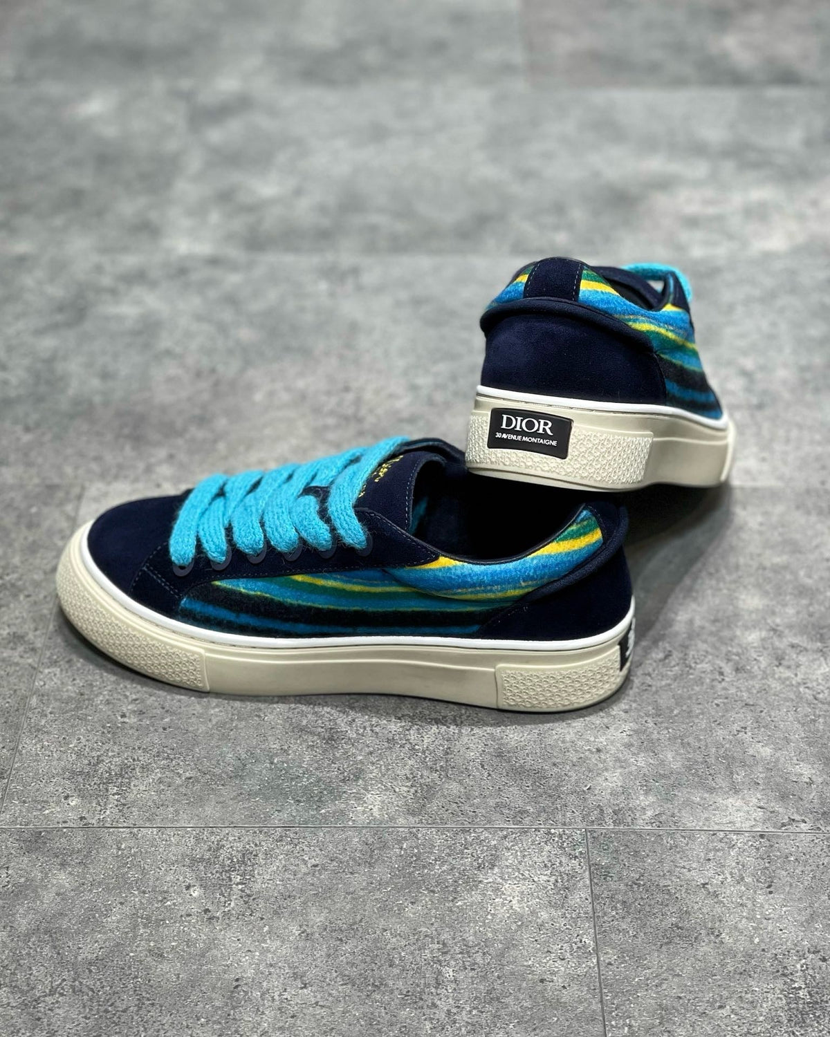 DIO Sneakers