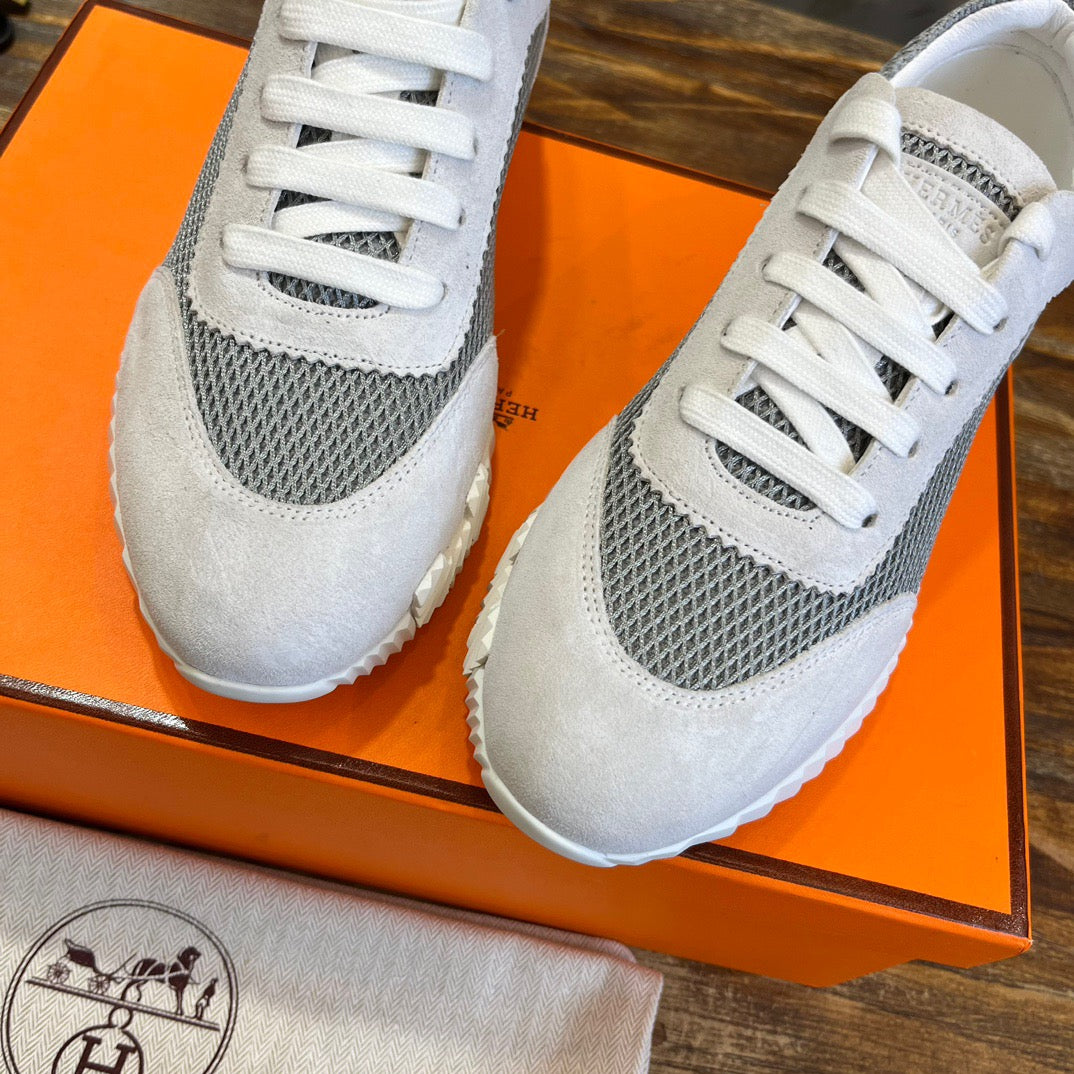 HERM Sneakers