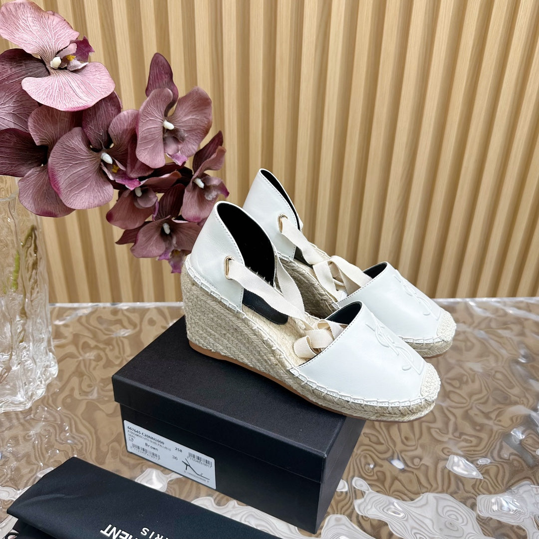 SL WEDGE SANDALS WHITE CALFSKIN AND STRAW