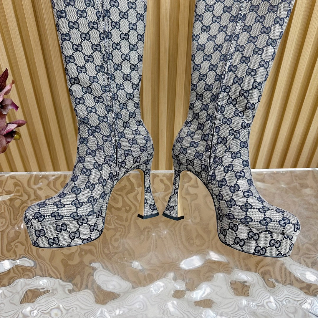 PLATFORM KNEE BOOTS IN LIGHT GRAY MONOGRAM CANVAS AND SHEEPSKIN LINING