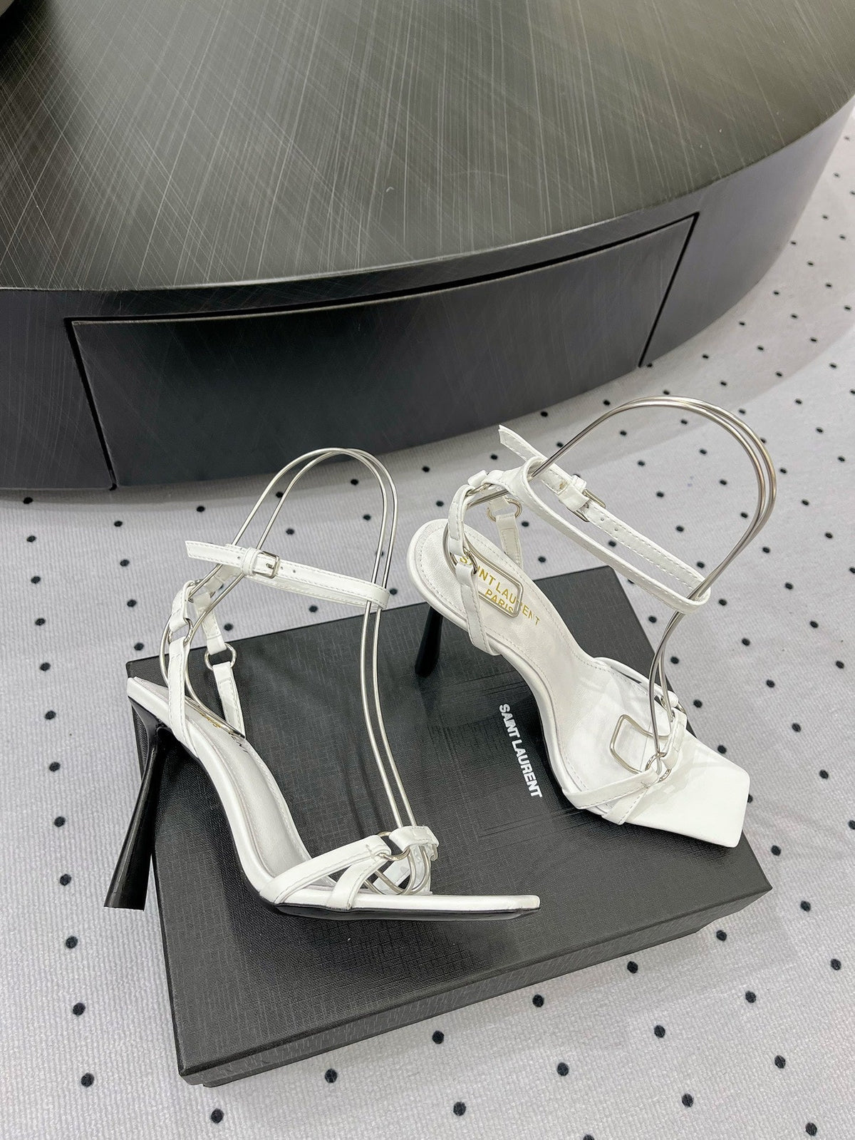 SL ANKLE-BUCKLE HEELED SANDALS WHITE CALFSKIN
