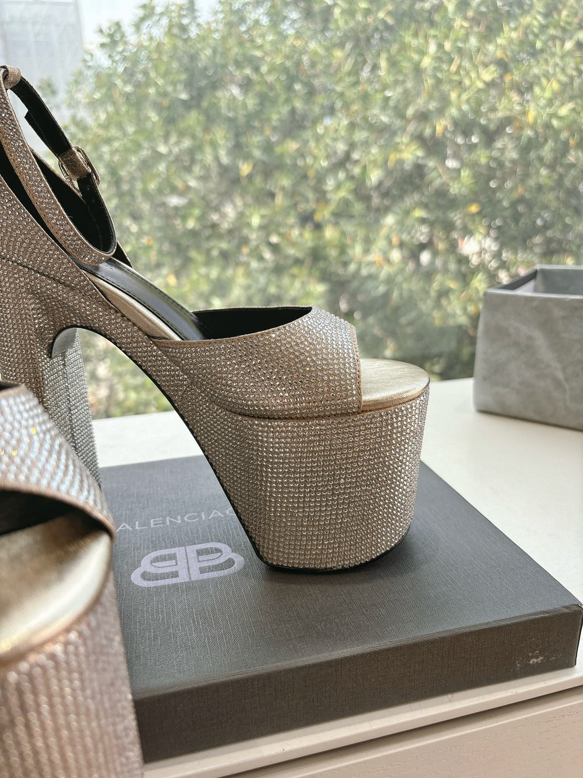 PLATFORM ANKLE STRAP HEELS IN BEIGE METALLIC ATTACHED RHINESTONES CALFSKIN